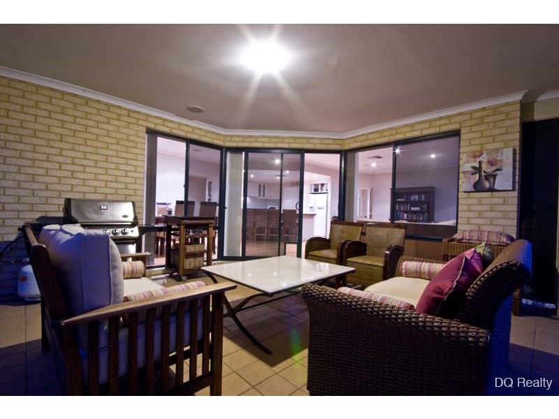 17 Dublin Road, Darch WA 6065