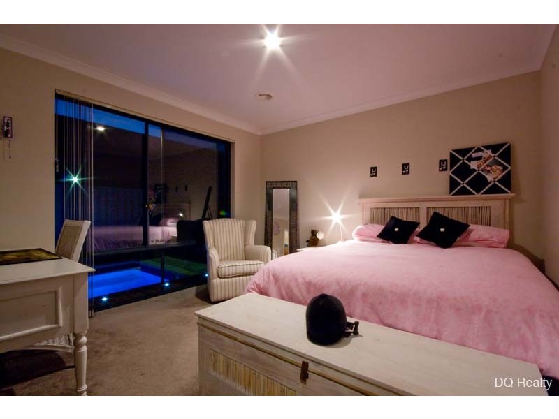 17 Dublin Road, Darch WA 6065