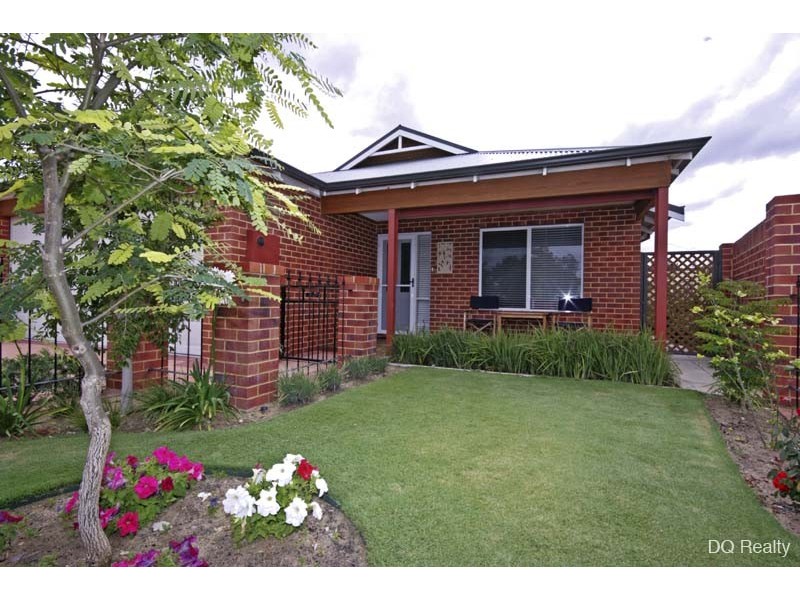 16 Alvarez Parkway, Tapping WA 6065