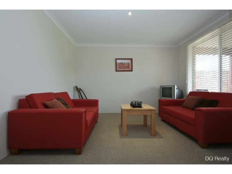 16 Alvarez Parkway, Tapping WA 6065