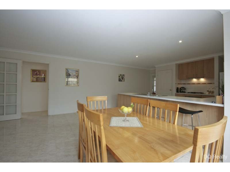 16 Alvarez Parkway, Tapping WA 6065