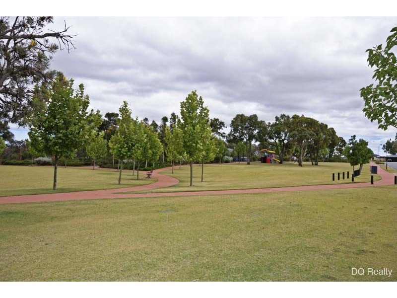 16 Alvarez Parkway, Tapping WA 6065