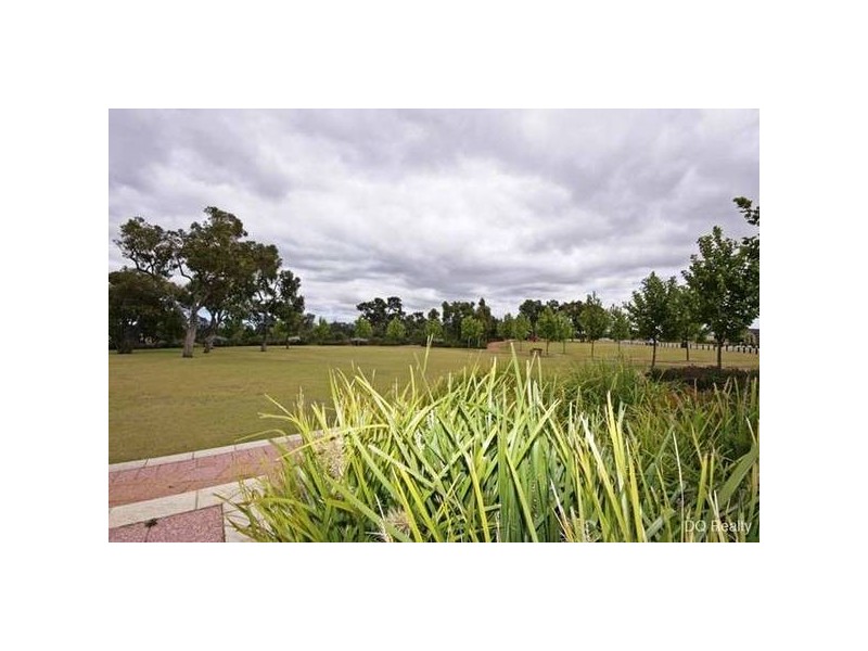 16 Alvarez Parkway, Tapping WA 6065