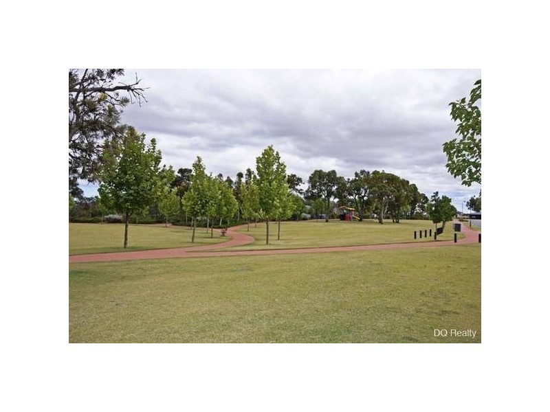 16 Alvarez Parkway, Tapping WA 6065