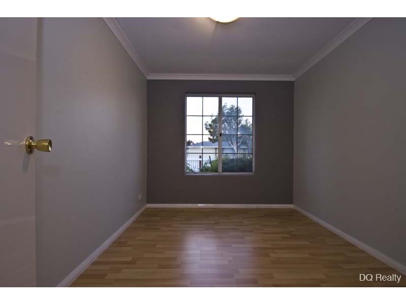 14 Winchester Place, Ballajura WA 6066