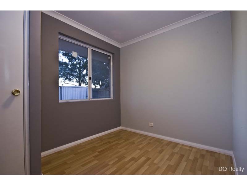 14 Winchester Place, Ballajura WA 6066