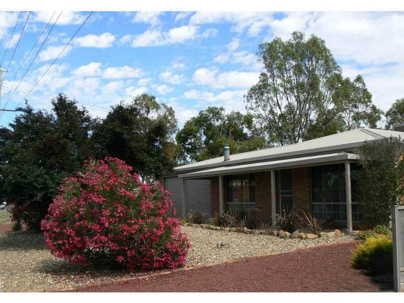 68 Elizabeth Street, Echuca VIC 3564