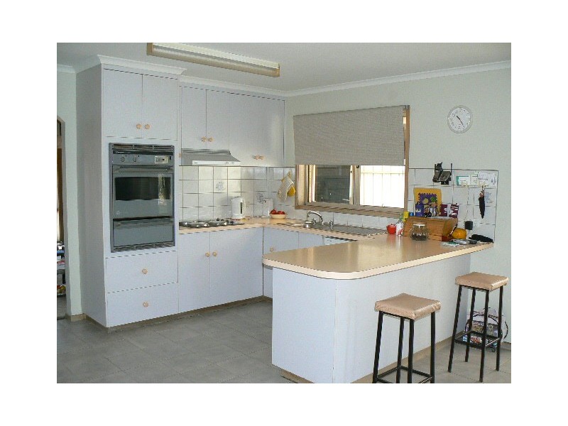 68 Elizabeth Street, Echuca VIC 3564