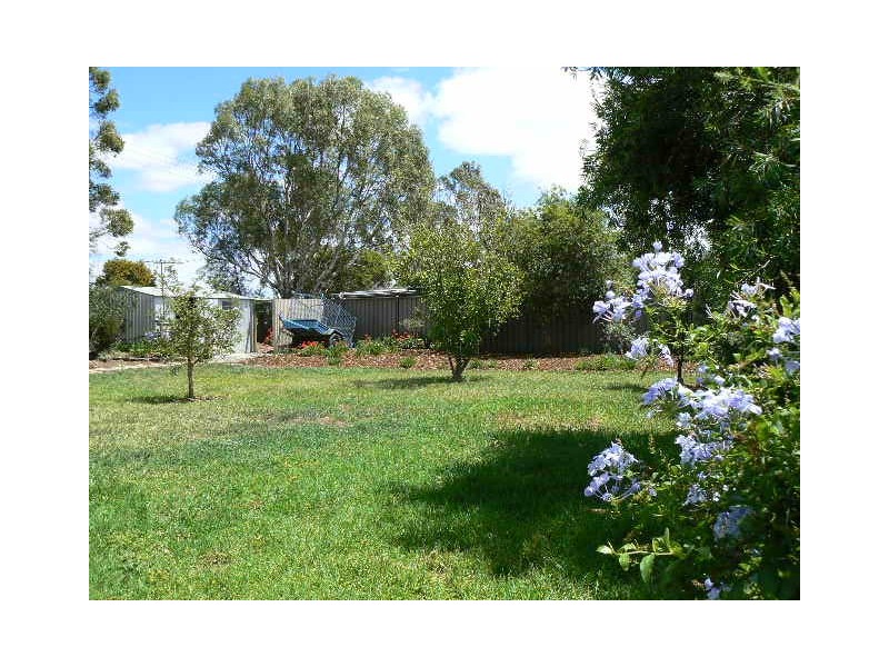 68 Elizabeth Street, Echuca VIC 3564