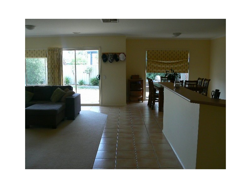 14 Orkney Crt, Moama NSW 2731