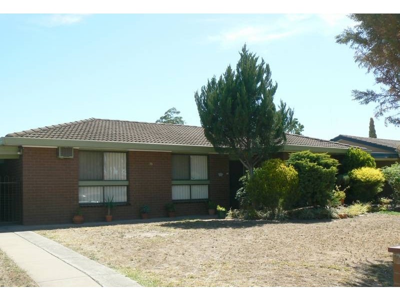 16 Hillview Avenue, Moama NSW 2731