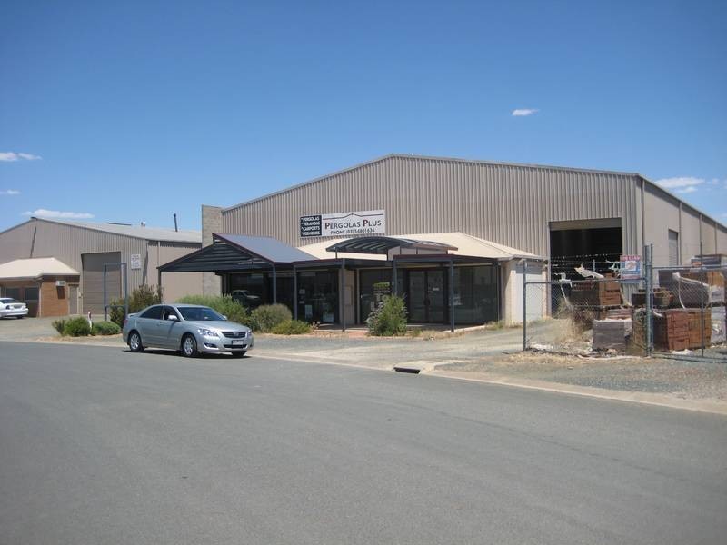 1 & 2 Matong Road, Echuca VIC 3564