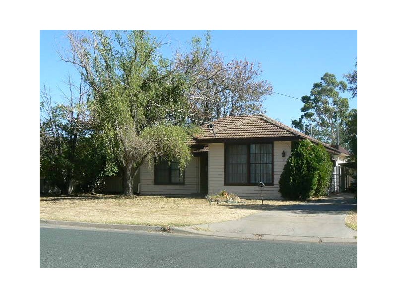 4 Simmie St, Echuca VIC 3564