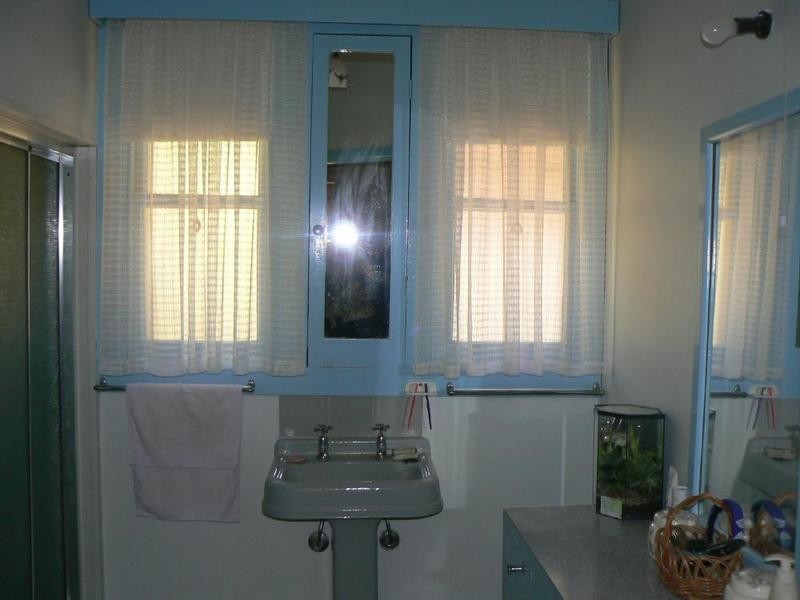 27 Watson St, Echuca VIC 3564