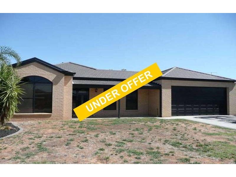 11 Orkney Court, Moama NSW 2731