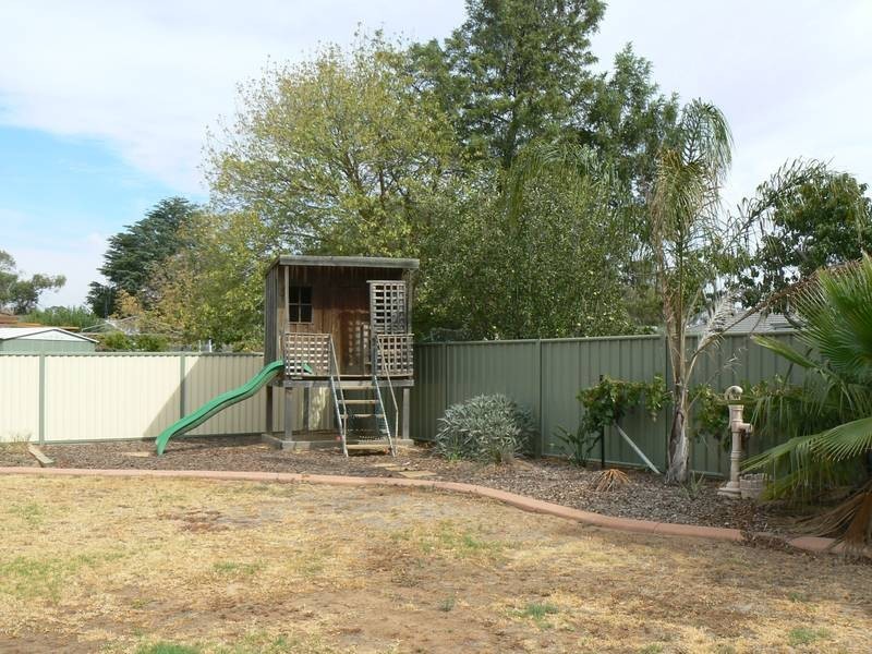 141 Campaspe Esplanade, Echuca VIC 3564