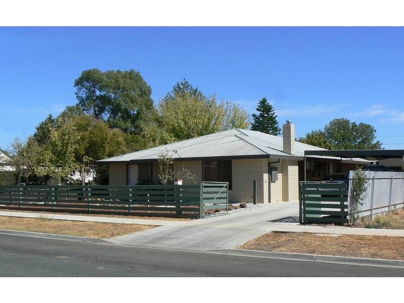 22 Porter Street, Moama NSW 2731