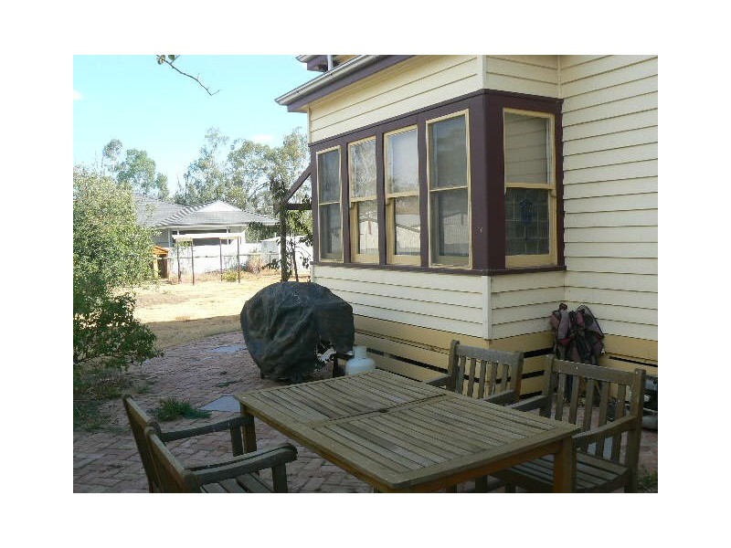 43 Hansen Street, Echuca VIC 3564