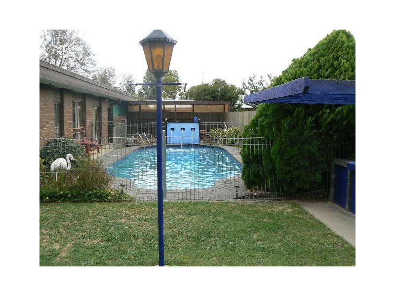 10 Luth Street, Echuca VIC 3564
