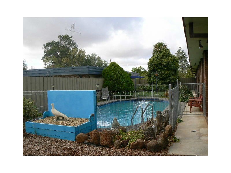 10 Luth Street, Echuca VIC 3564