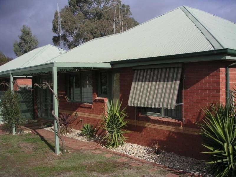 2/6 Warden, Moama NSW 2731