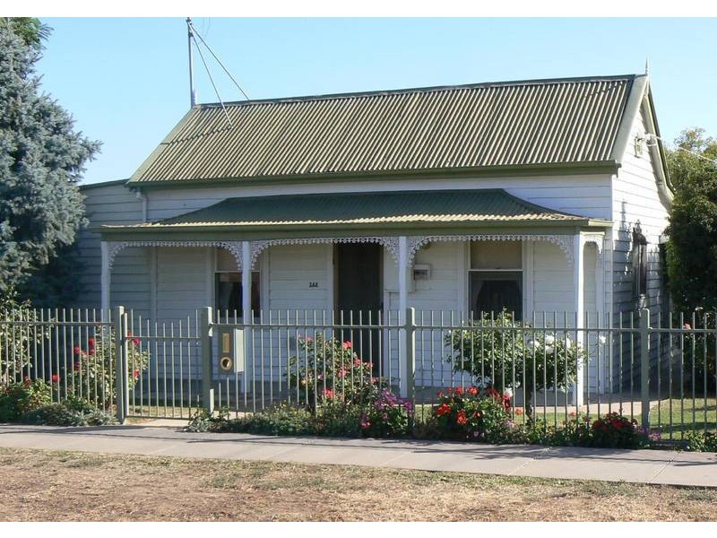 144 Pakenham Street, Echuca VIC 3564