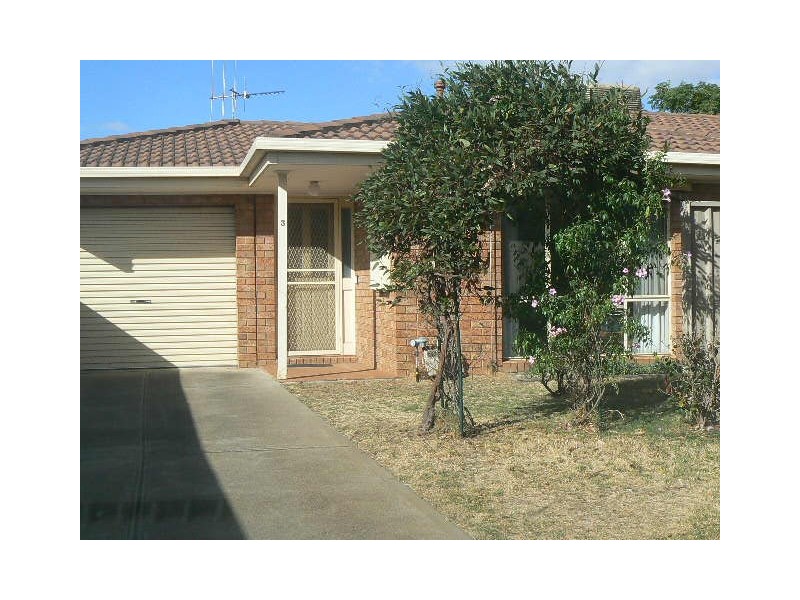 3/2 Hopwood St, Echuca VIC 3564