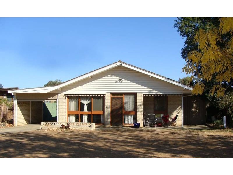 137 Campaspe Esplanade, Echuca VIC 3564