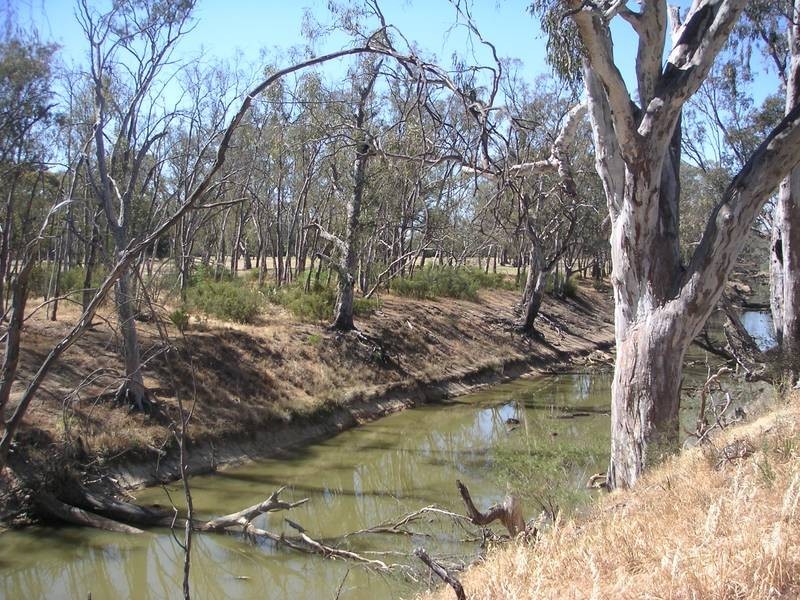 137 Campaspe Esplanade, Echuca VIC 3564