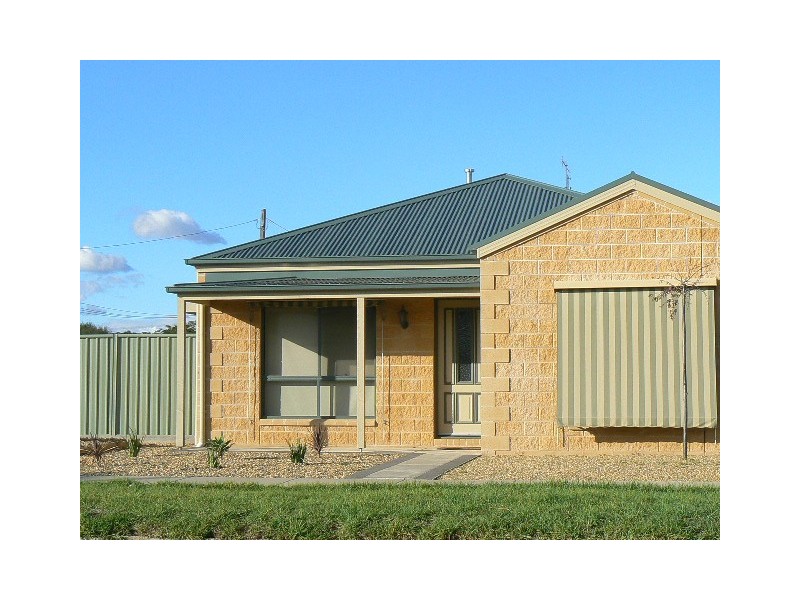 69 Eyre St, Echuca VIC 3564