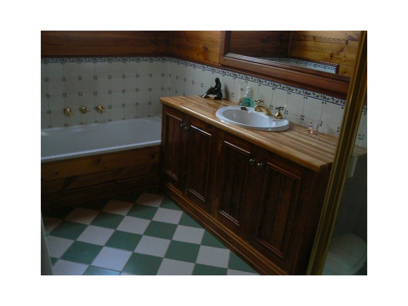 8 McIntyre Crt, Echuca VIC 3564