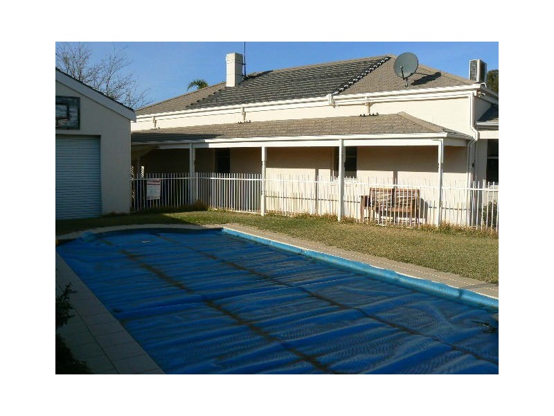 8 McIntyre Crt, Echuca VIC 3564