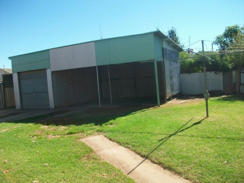 242 Ogilvie Ave, Echuca VIC 3564