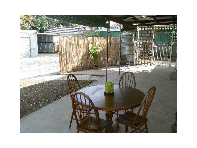 65 Hovell St, Echuca VIC 3564