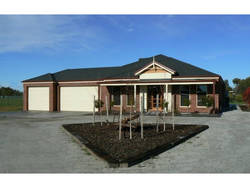 7 SILVER GUM PLACE, Moama NSW 2731