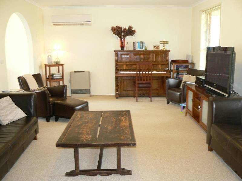 22 Hillview Avenue, Moama NSW 2731