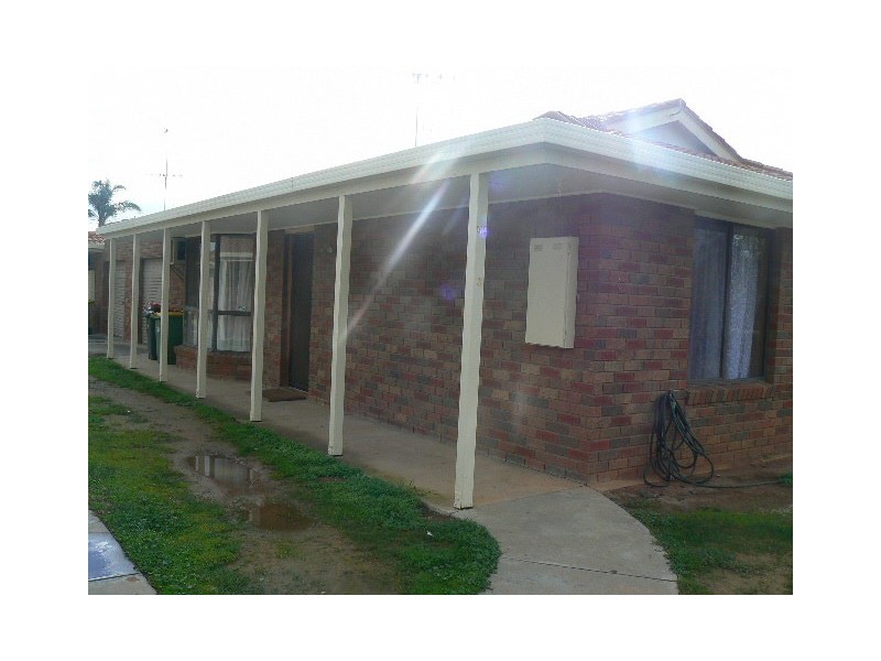 3/99 Crossen St, Echuca VIC 3564
