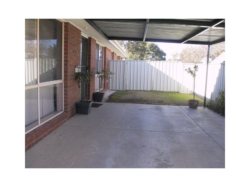 54 Bowen St, Echuca VIC 3564