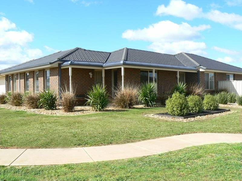 14 Forfar Drive, Moama NSW 2731