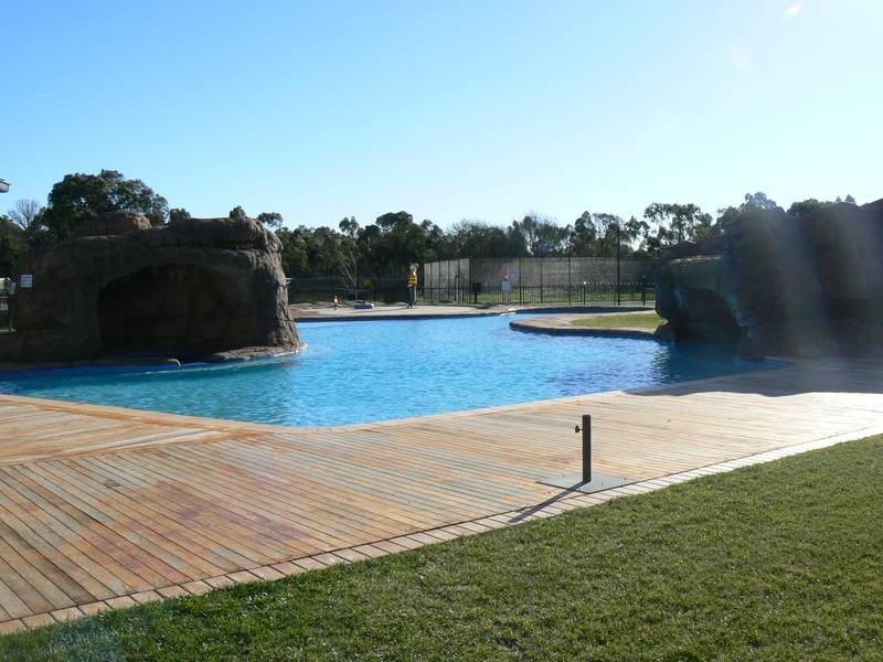 2A Perricoota Road, Moama NSW 2731