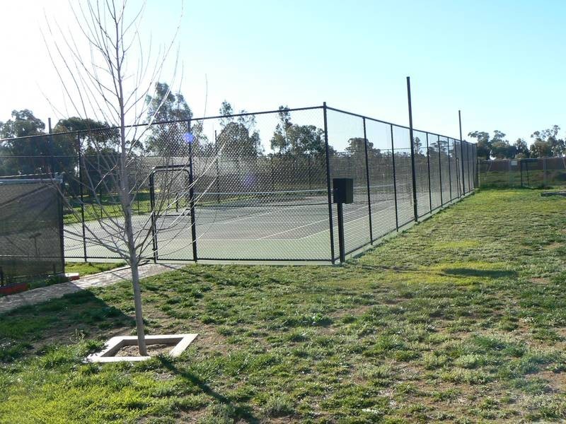 2A Perricoota Road, Moama NSW 2731