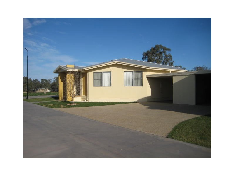 2A Perricoota Road, Moama NSW 2731