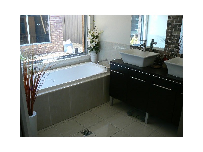 2/16 Echuca St, Moama NSW 2731