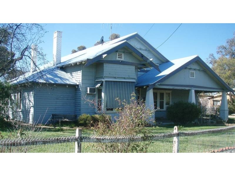6 Livingstone Street, Mathoura NSW 2710