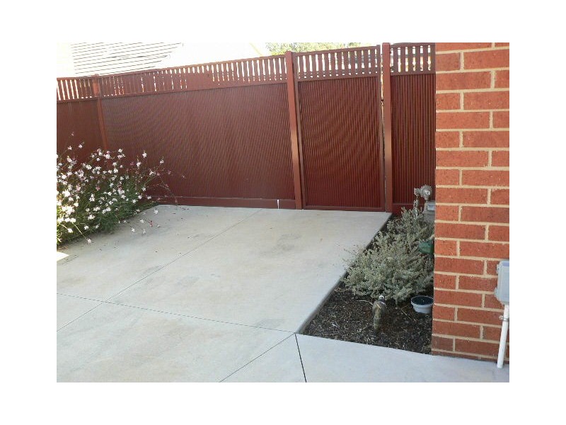 3/80 Haverfield St, Echuca VIC 3564