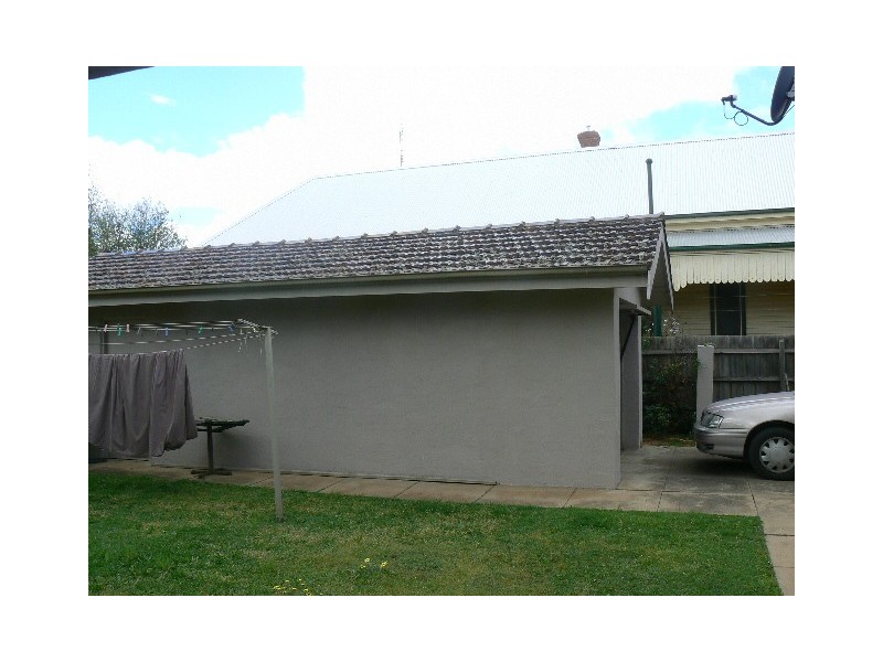10 Simms St, Moama NSW 2731