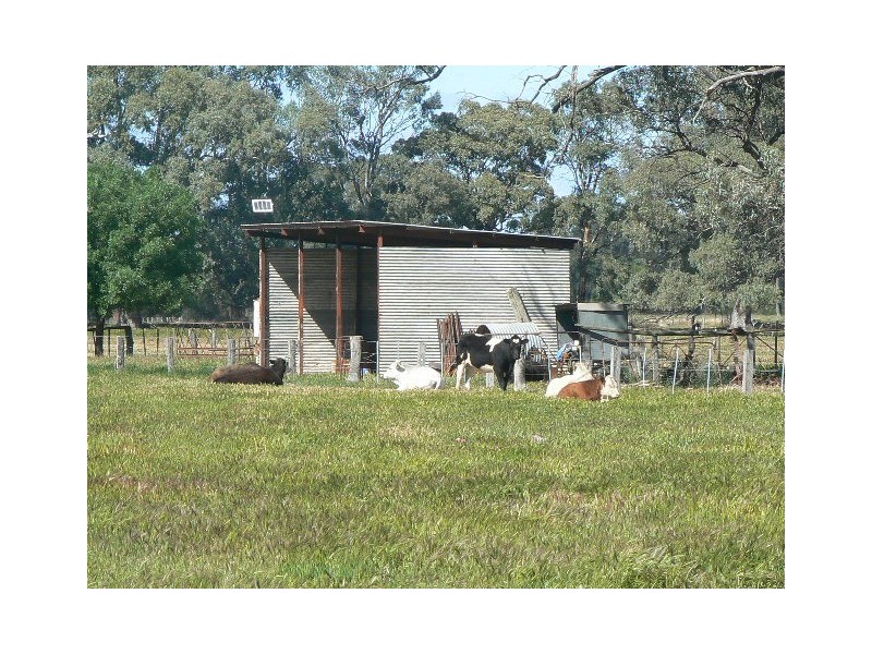 1 Glanville Road (Over Simmie Road), Echuca Village VIC 3564