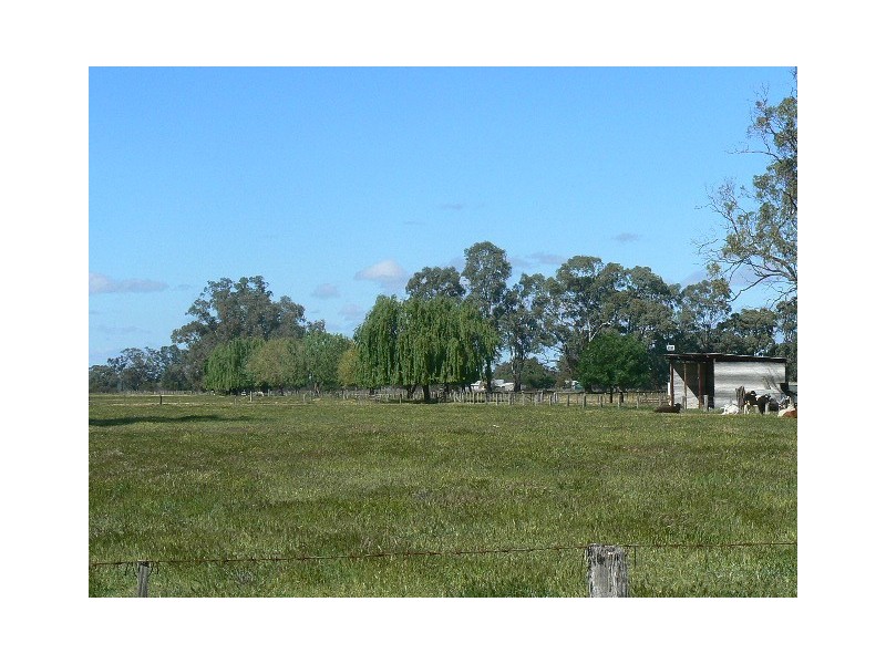 1 Glanville Road (Over Simmie Road), Echuca Village VIC 3564