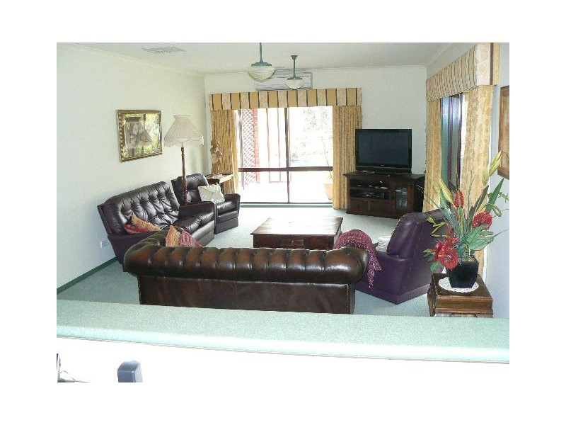 38 Wallingford Court, Echuca VIC 3564