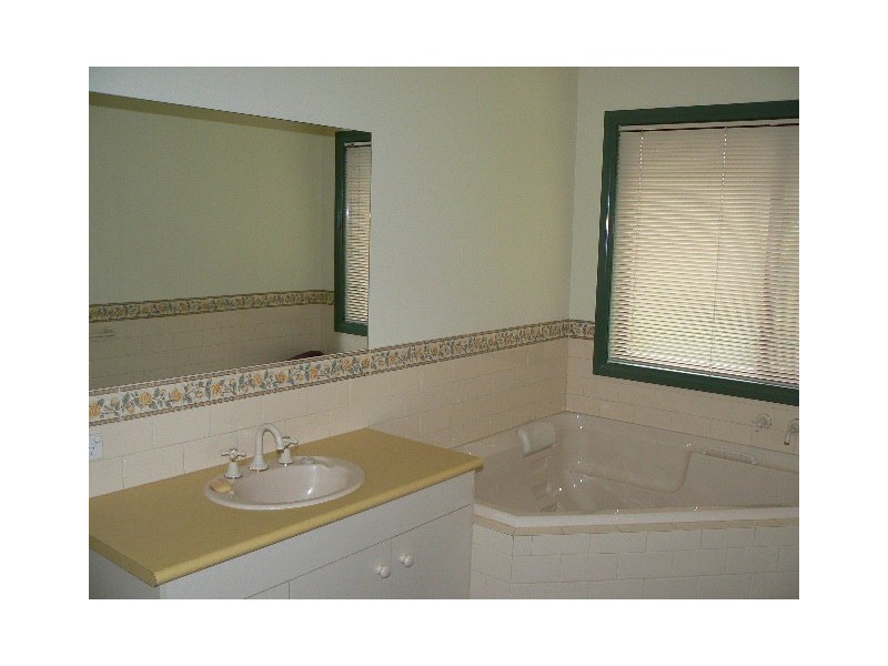 38 Wallingford Court, Echuca VIC 3564